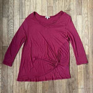 Democracy Twist Knot 3/4 length sleeve shirt maroon size L